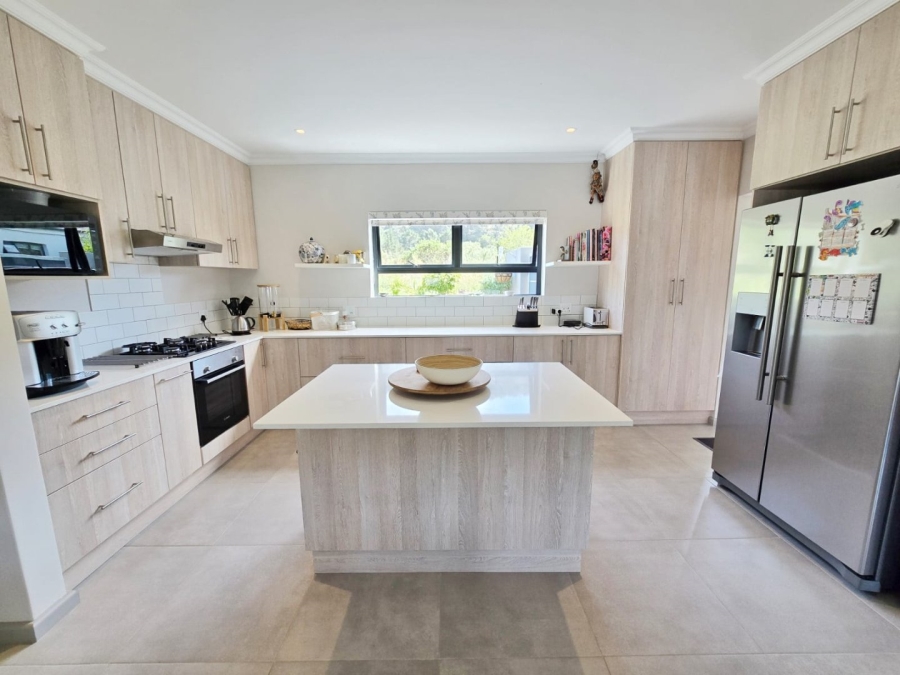 3 Bedroom Property for Sale in Groenvallei Western Cape